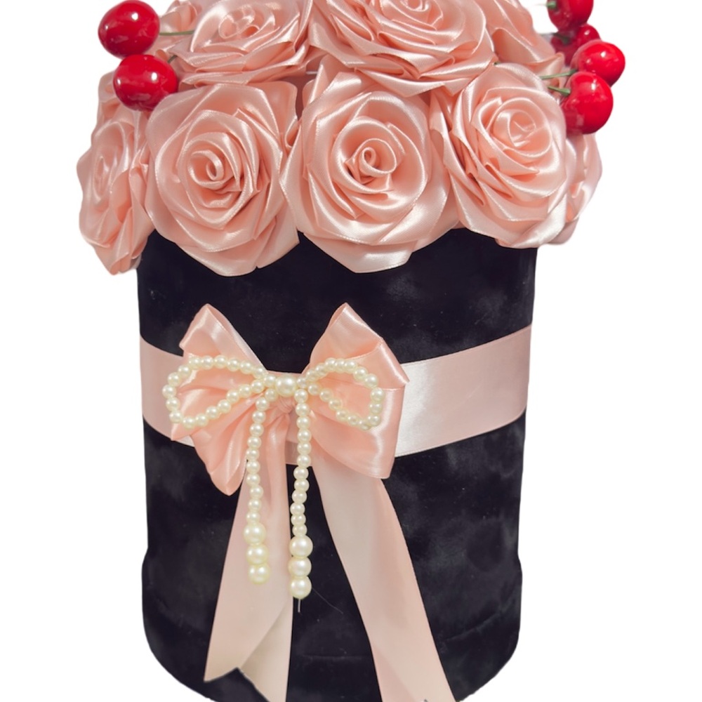 Chic Pink Rose Floral Display with Black Base